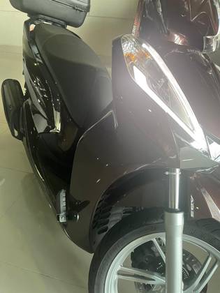 HONDA SH 300i HONDA SH 300i
